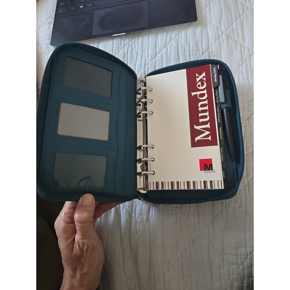 Mundi Mundex Daily Planner Organizer with Card Slots leather like teal accordion
